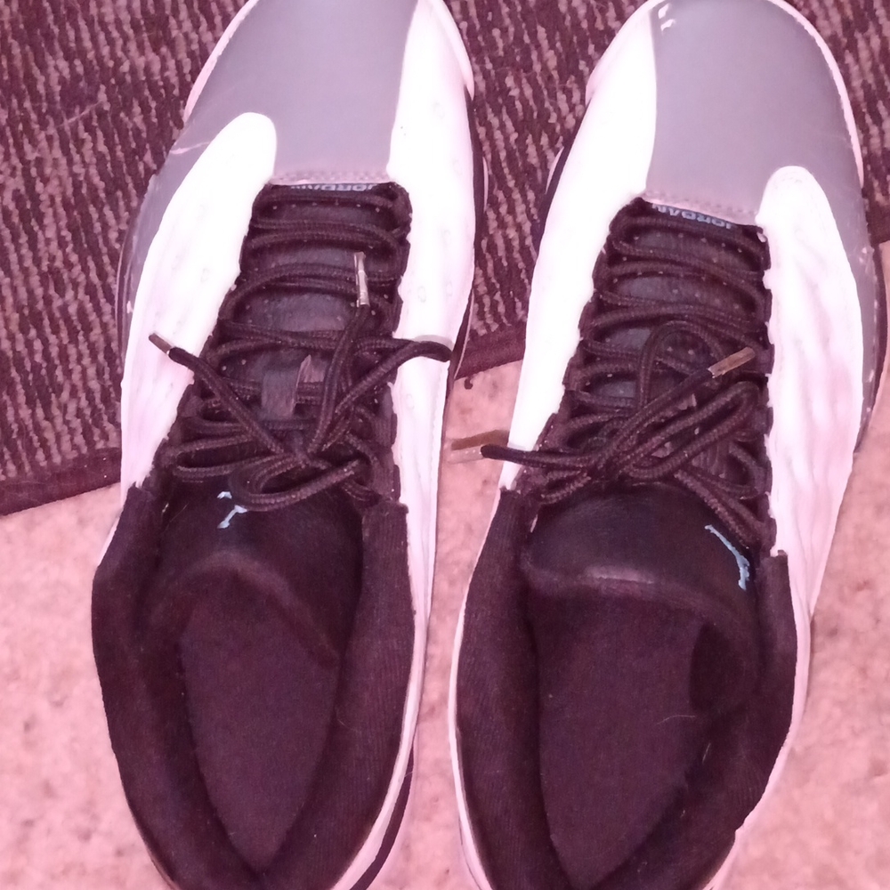 Jordan 13 low
